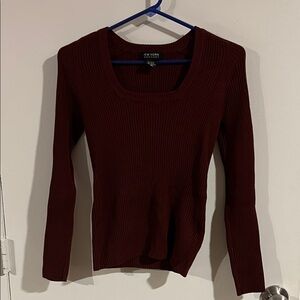 New York & Company Maroon Ribbed Knit Top
